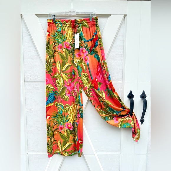 Rachel Zoe Coral Macaw Wide Left Pants - Picture 4 of 4